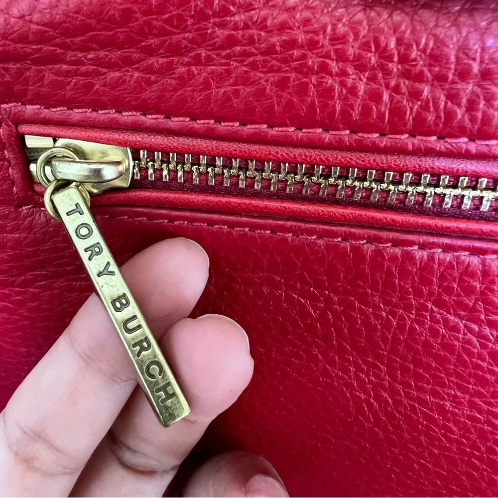 Tory Burch Edye $525 Red Leather Hobo Crossbody